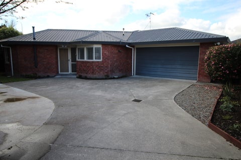 9A Stewart Crescent, Hokowhitu, Palmerston North