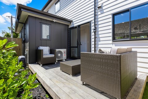 39C Waddell Avenue, Point England, Auckland