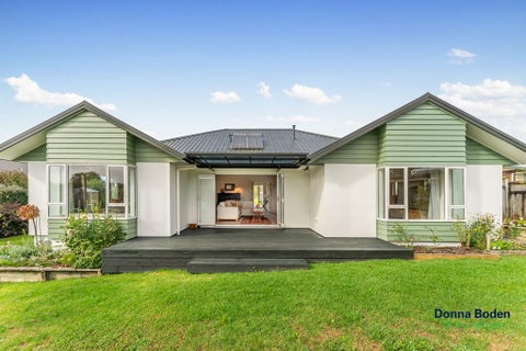 14 George Crescent, Buckland, Pukekohe