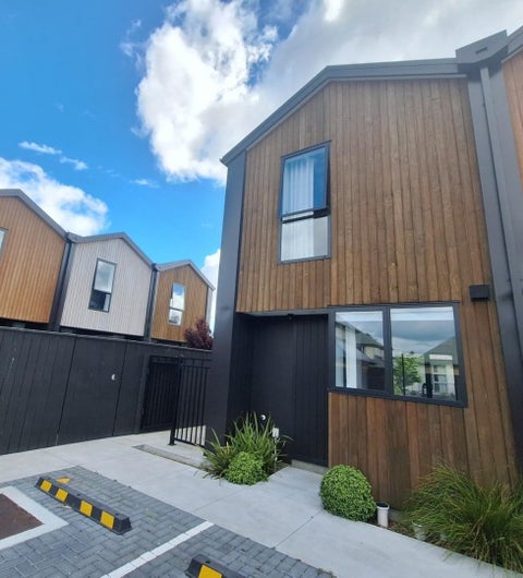 1/111 Edgeware Road, St Albans, Christchurch