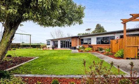 458 Rawhitiroa Road, Eltham