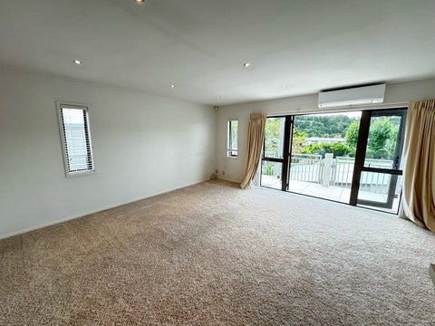 20/92 Bush Road, Albany, Auckland