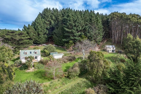 61 Coutts Gully Road, Taieri Beach, Brighton