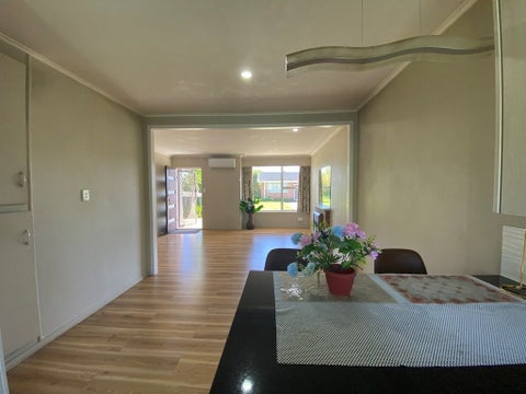 1/1 Pine Street, New Lynn, Auckland