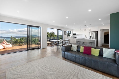 16 Piper Way, Newlands, Wellington