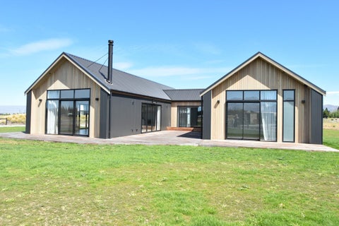 9 Avlis Place, Twizel