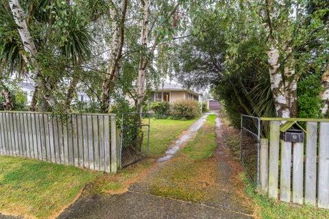 12 Cross Street, Milton