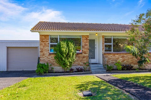 2/62 Vera Road, Te Atatu South, Auckland