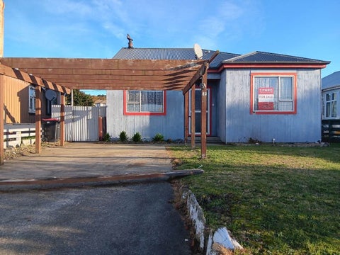42 Blackwater Street, Bluff