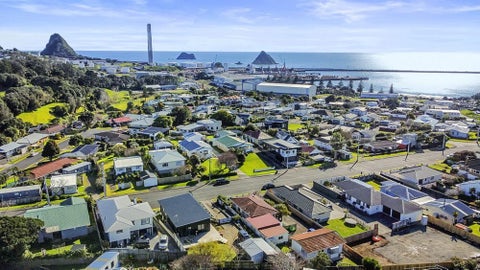 2/47 South Road, Blagdon, New Plymouth