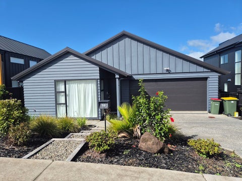 38 Paparahi Place, Wainui, Wainui
