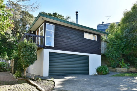 2/36 Palliser Lane, Browns Bay, Auckland