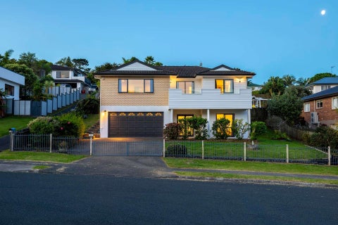 9 Ambassador Glade, Orewa, Orewa