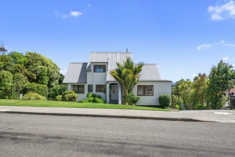 62 Kotare Street, Waikanae