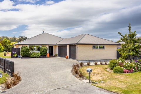 57 Willowside Place, Amberley, Amberley