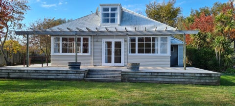 24 Weld Street, Martinborough