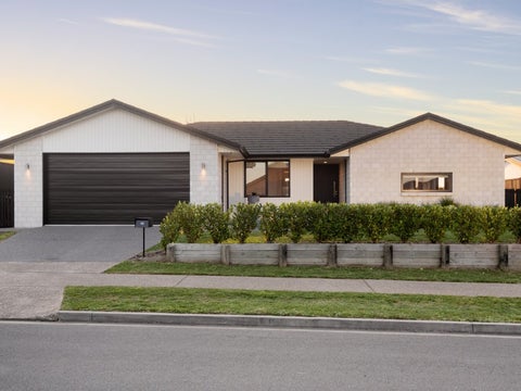 16 Waghorn Street, Pyes Pa, Tauranga