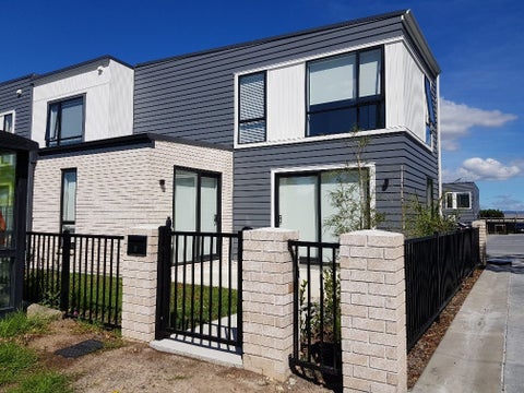 2 Patariki Way, Beach Haven, Auckland