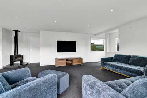 13A Heta Road, Highlands Park, New Plymouth