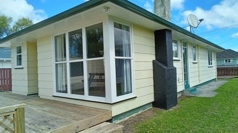 105 Brandon Street, Featherston