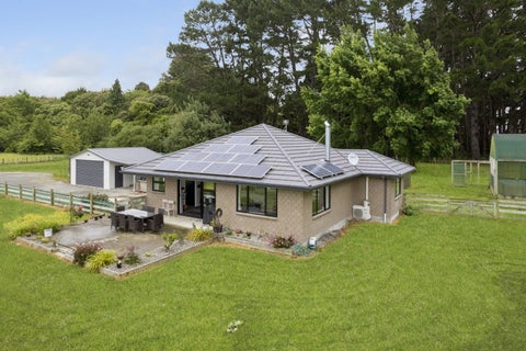 81 Halls Road, Pahiatua
