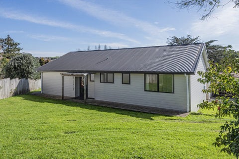 11 View Street, Maungaturoto