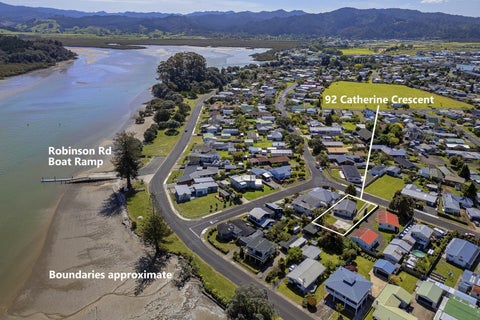 92 Catherine Crescent, Whitianga, Whitianga