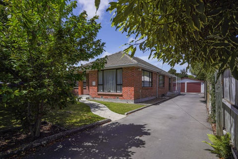 18 Dunedin Street, Redwood, Christchurch