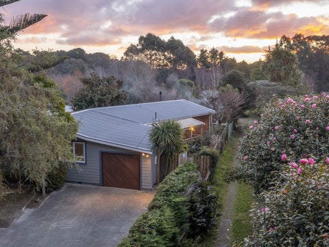 216 Main Road South, Raumati South, Paraparaumu