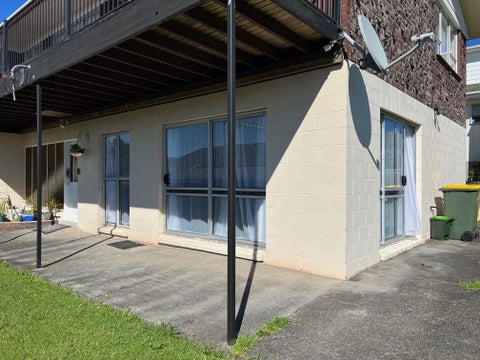 4 Pakira Avenue, Glendene, Auckland