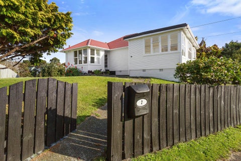 2 Mexted Crescent, Ranui, Porirua