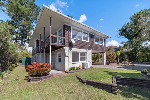 273 East Coast Road, Mairangi Bay, Auckland