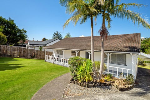 38 John Downs Drive, Browns Bay, North Shore City, Auckland