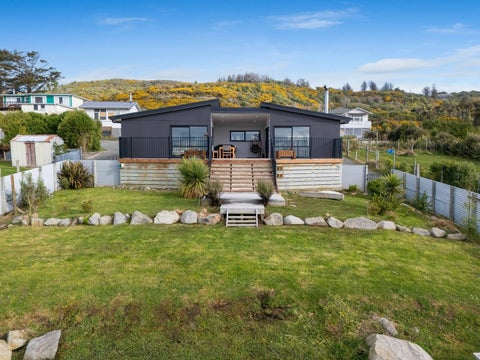 46A Theodore Street, Bluff