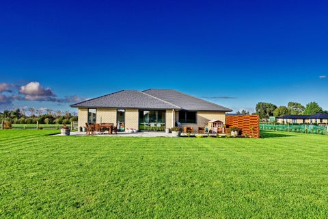 83 Watt Road, Otatara, Invercargill