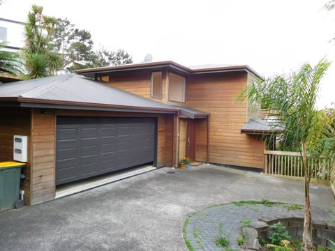 2/65 Sunset Road, Totara Vale, Auckland
