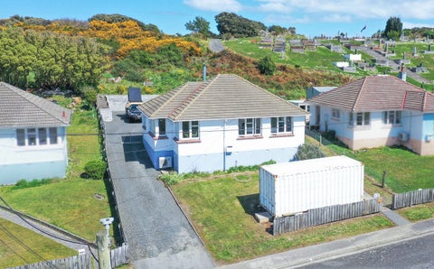 216 Lagan Street, Bluff