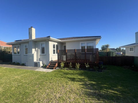 15 Laird Street, Castlecliff, Whanganui