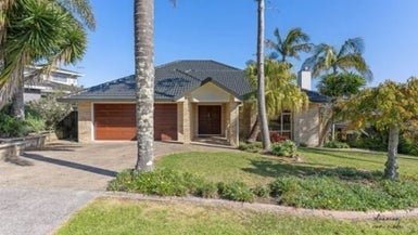38 Kuripaka Crescent, The Gardens, Auckland