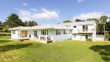 616 Peak Road, Helensville, Helensville