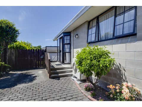 2/105 Le Cren Street, Seaview, Timaru