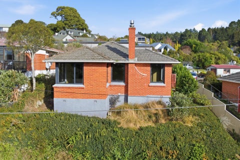 18 Glenmore Street, Glenleith, Dunedin
