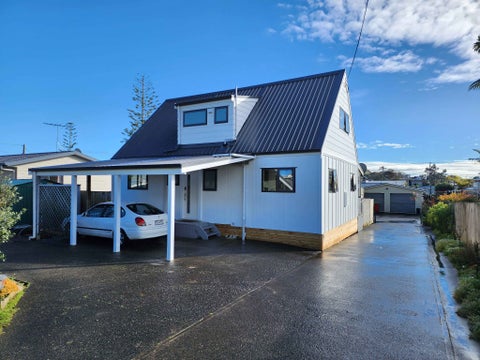 38 Holiday Road, Stanmore Bay, Whangaparaoa