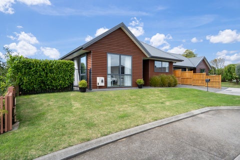 11 Clifford Close, Leamington, Cambridge