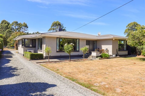 90 Acacia Drive, Levels