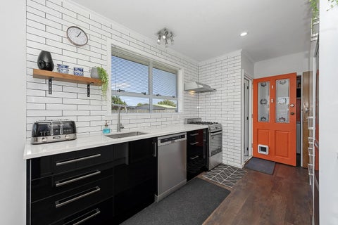 8 Cricket Place, Melville, Hamilton