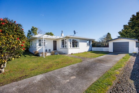24 Kent Crescent, Awapuni, Palmerston North