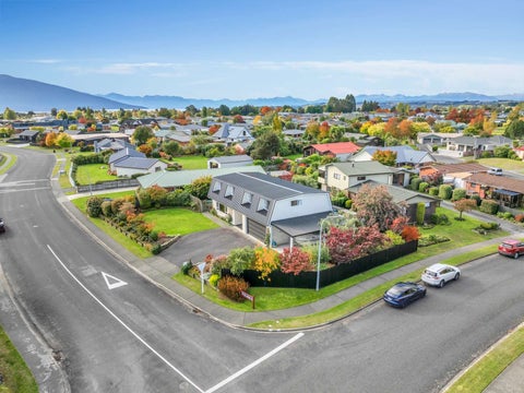 11 Bowen Street, Te Anau, Te Anau