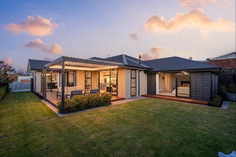 11 Minorca Lane, Burwood, Christchurch