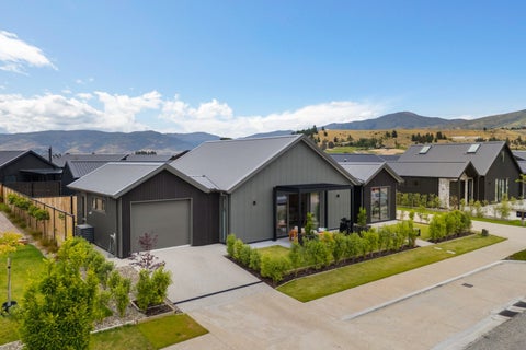 18 Magnum Drive, Cromwell, Cromwell